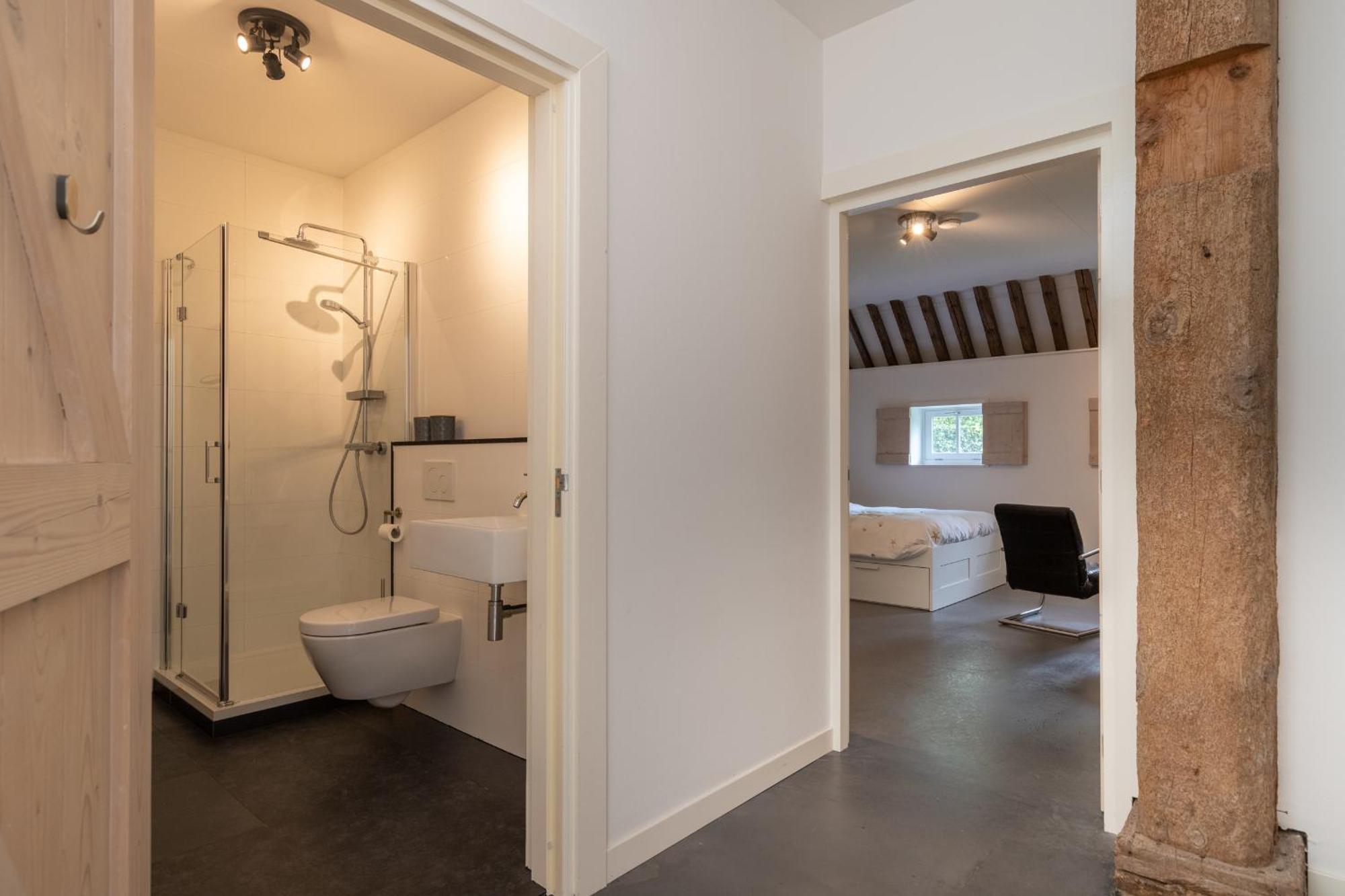 Iselmarpleats Comfortabele Studio Met Badkamer Gaast ภายนอก รูปภาพ